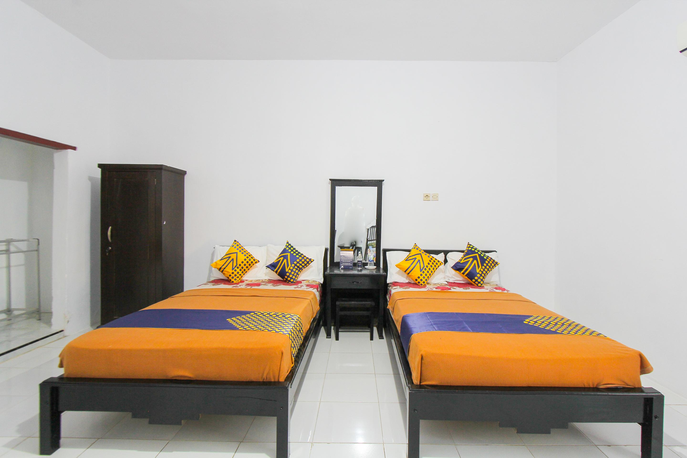 Hotel Oyo 2042 Zam Zam Family Syariah Ketapang  Exterior foto